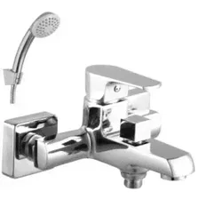 Смеситель LeMark Plus Factor LM1612C для ванны с коротким изливом